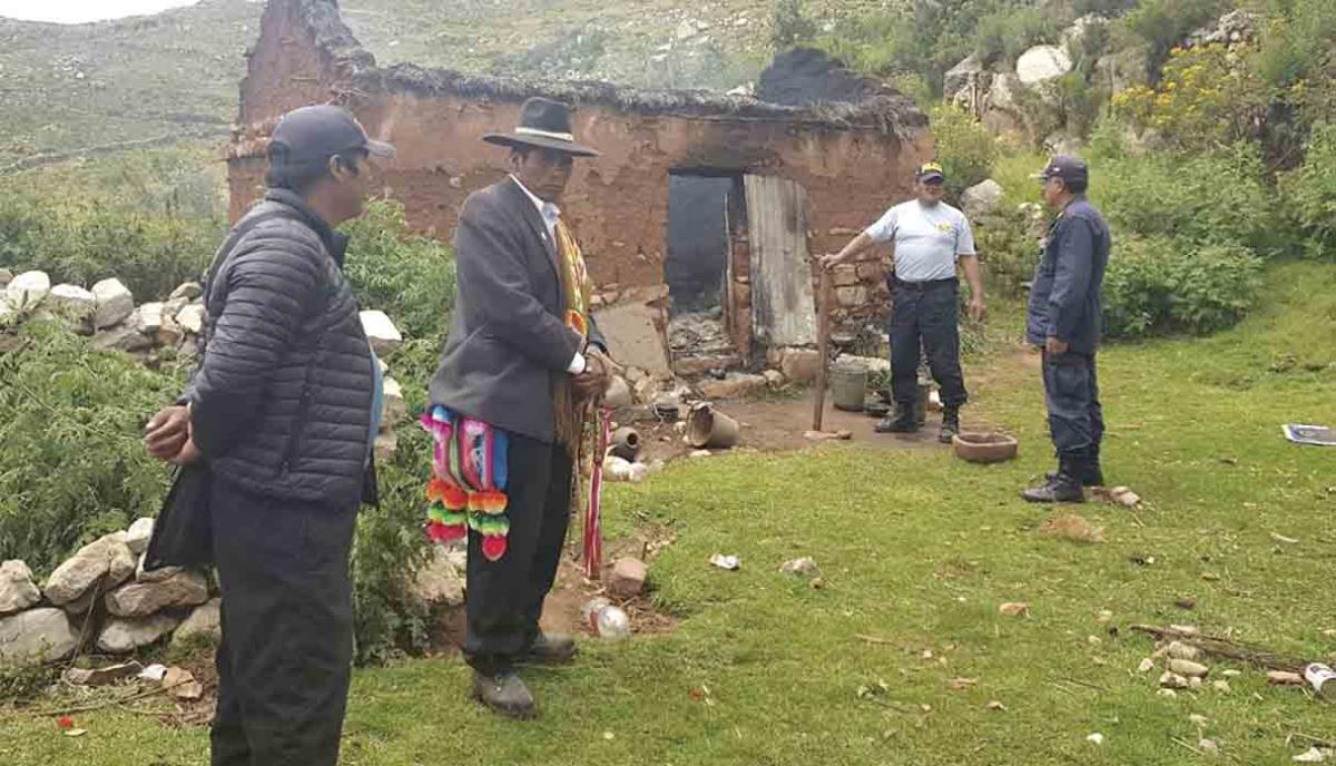 Puno Anciana Fallece Calcinada Tras Incendiarse Su Vivienda Exitosa