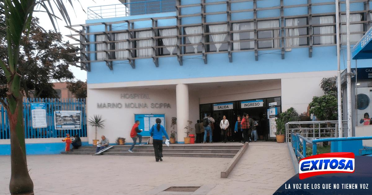 Comas Pacientes Forman Largas Colas En Exteriores Del Hospital Marino