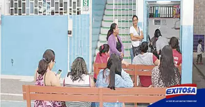 Arequipa Padres De Familia Se Quejan De Excesivos Cobros Por Apafa