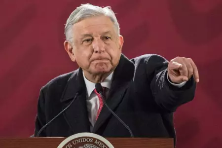 Conferencia_Matutina_AMLO-8-e1546616294845-4096x2130