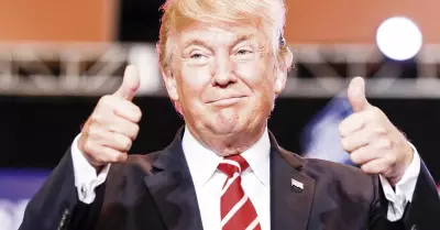 Donald-Trump-feliz