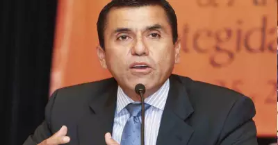 Carlos-Casas