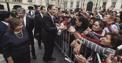 VIZCARRA-Y-GENTE
