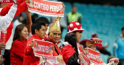 hinchas-peruanos-brasil