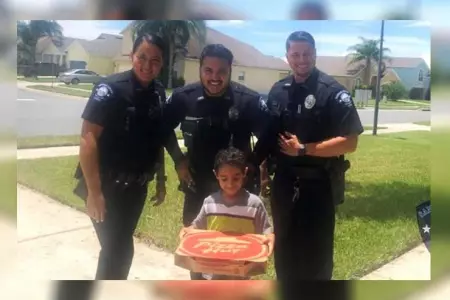 police-pizza