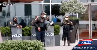 Julio-Bascun-per-Contina-resguardo-policial-en-el-hotel-de-rbitro-chileno