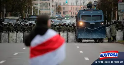 Bielorrusia-Vehculos-blindados-con-ametralladoras-llegan-hasta-protestas