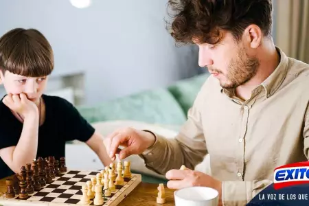 En-Familia-Cun-beneficioso-es-que-los-menores-aprendan-ajedrez