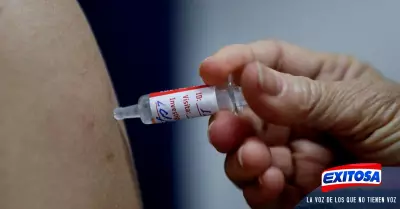 La-vacuna-de-AstraZeneca-Oxford-tiene-una-eficacia-del-70