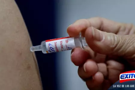 La-vacuna-de-AstraZeneca-Oxford-tiene-una-eficacia-del-70