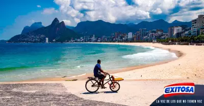 Brasil-Prohben-despedir-el-2020-en-la-tradicional-playa-de-Copacabana