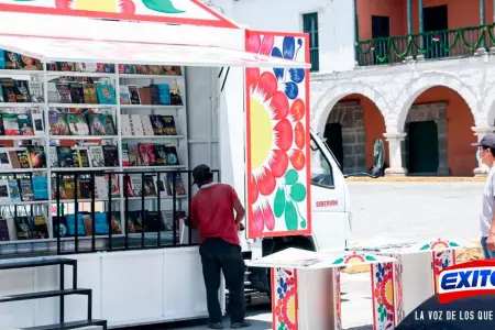 Feria-del-Libro-en-Ayacucho-invita-a-leer-con-himno-Vamos-a-la-Filay-2020