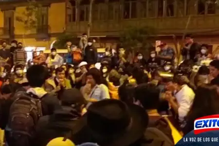Al-grito-de-s-se-pudo-manifestantes-celebran-la-derogacin-de-ley-de-promoci