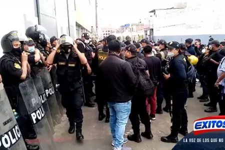 Polica-realiza-megaoperativo-en-Las-Malvinas-contra-celulares-robados-VIDEO