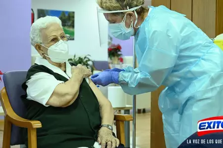 Anciana-de-96-años-es-la-primera-vacunada-contra-el-coronavirus-en-España