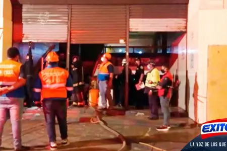 Bomberos-controlan-incendio-en-galera-del-Centro-de-Lima