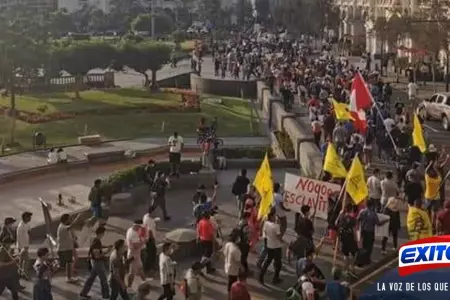 cuarentena-marcha-en-contra