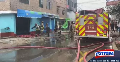 Santa-Anitareportan-incendio-de-gran-magnitud-en-edificio-VIDEO