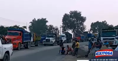 Carabayllo-Transportistas-vuelven-a-bloquear-carretera-a-Canta