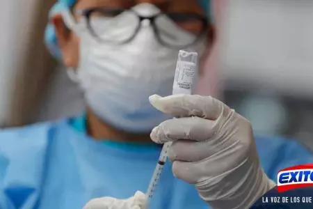 EE.UU-planea-enviar-vacunas-de-AstraZeneca-a-Mxico-y-Canad
