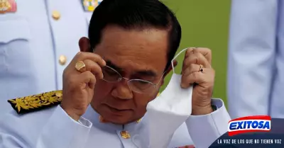 tailandia-primer-ministro-mascarilla-1