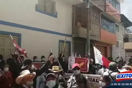 ingreso-1000-personas-a-la-Plaza-de-Armas-de-Chota-dice-vocero-de-Peru-Libre