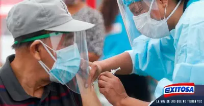 vacunacin-de-peruanos-en-el-extranjero
