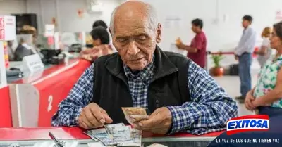 jubilados-cobran-pensiones