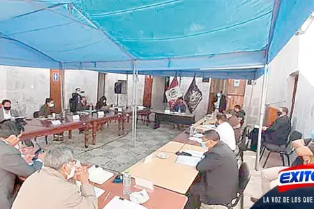 Consejeros-afines-a-Cceres-Llica-rechazaron-interpelacin-del-director-de-Copas