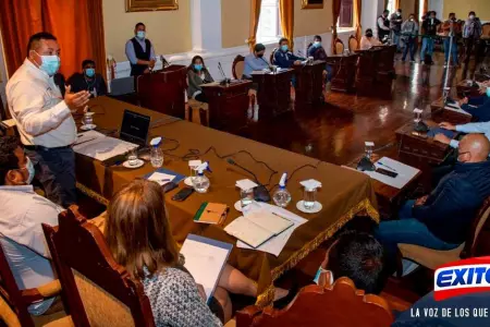 Exitosa-alcaldes-debaten-visita-presidencial