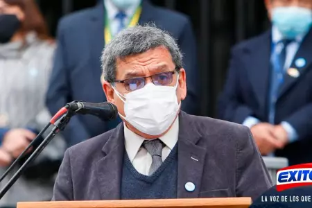 Ministro-de-Salud-Cevallos-Exitosa