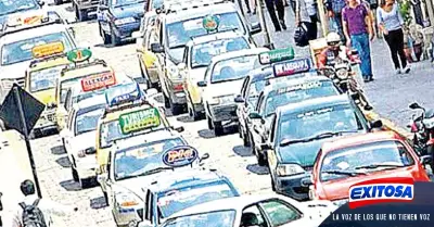 Taxistas-deben-pagar-por-un-galn-de-gasolina-de-90-octanos-entre-15-y-18-soles