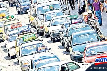 Taxistas-deben-pagar-por-un-galn-de-gasolina-de-90-octanos-entre-15-y-18-soles