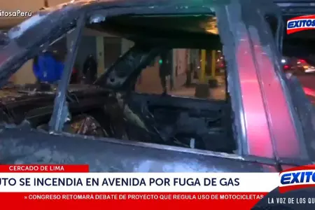 Exitosa-Taxi-se-incendi-en-Cercado-de-Lima