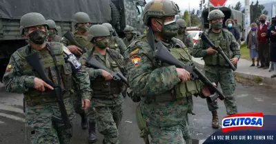 Ecuador-Militares-con-tanqueta-acordonan-crcel-tras-motn-con-100-presos-muerto