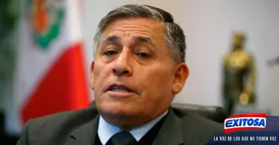 Jorge Moscoso: "Ministro de Defensa debe asumir su responsabilidad".