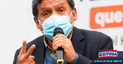 Hernando-Cevallos-ministro-de-Salud-Exitosa