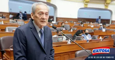 Carlos-Gallardo-ministro-de-Educacin-Exitosa