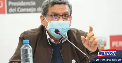 Ministro-Hernando-Cevallos-vacunacin-con-tercera-dosis-Exitosa