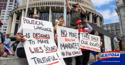 Nueva-Zelanda-manifestantes-vacunas-exitosa-noticias