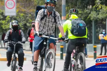 Polici?a-multas-ciclistas-infractores-reglamento-del-tra?nsito-Exitosa