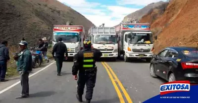 paro-transportistas-gobierno-carretera-paro-Exitosa