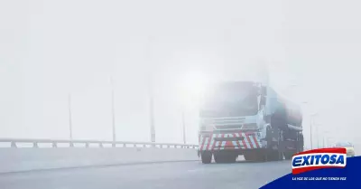 niebla-carretera-accidente-tránsito-vehículo-Exitosa