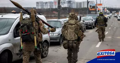 Rusia-militares-ucranianos-depongan-armas-Exitosa