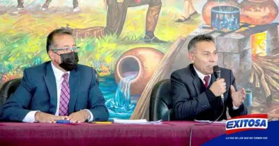 Funcionarios-denuncian-que-tramitadores-estn-estafando-a-posesionarios-de-terre