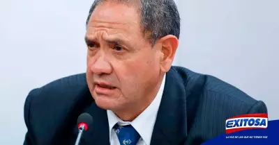 Equipo-de-fiscales-toma-declaracion-de-ministro-Jose-Gavidia-por-investigacion-d