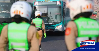 policías-transporte-público-Lima-Exitosa