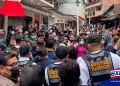 Cusco: Contina protesta de turistas en Aguas Calientes para obtener boleto de ingreso a Machu Picchu