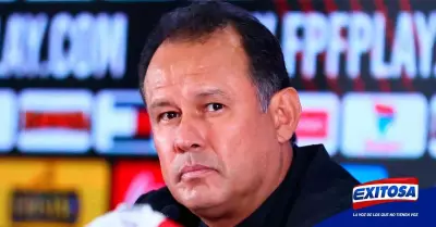 Juan-Reynoso-Seleccion-Peruana-de-Futbol-Mexico-Exitosa
