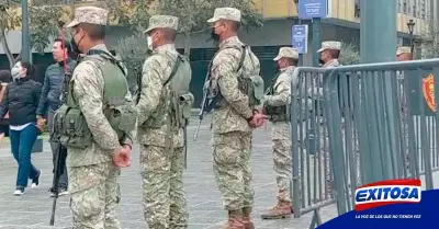 Palacio-de-Gobierno-perimetro-Fuerzas-Armadas-militares-Cercado-de-Lima-Exitosa